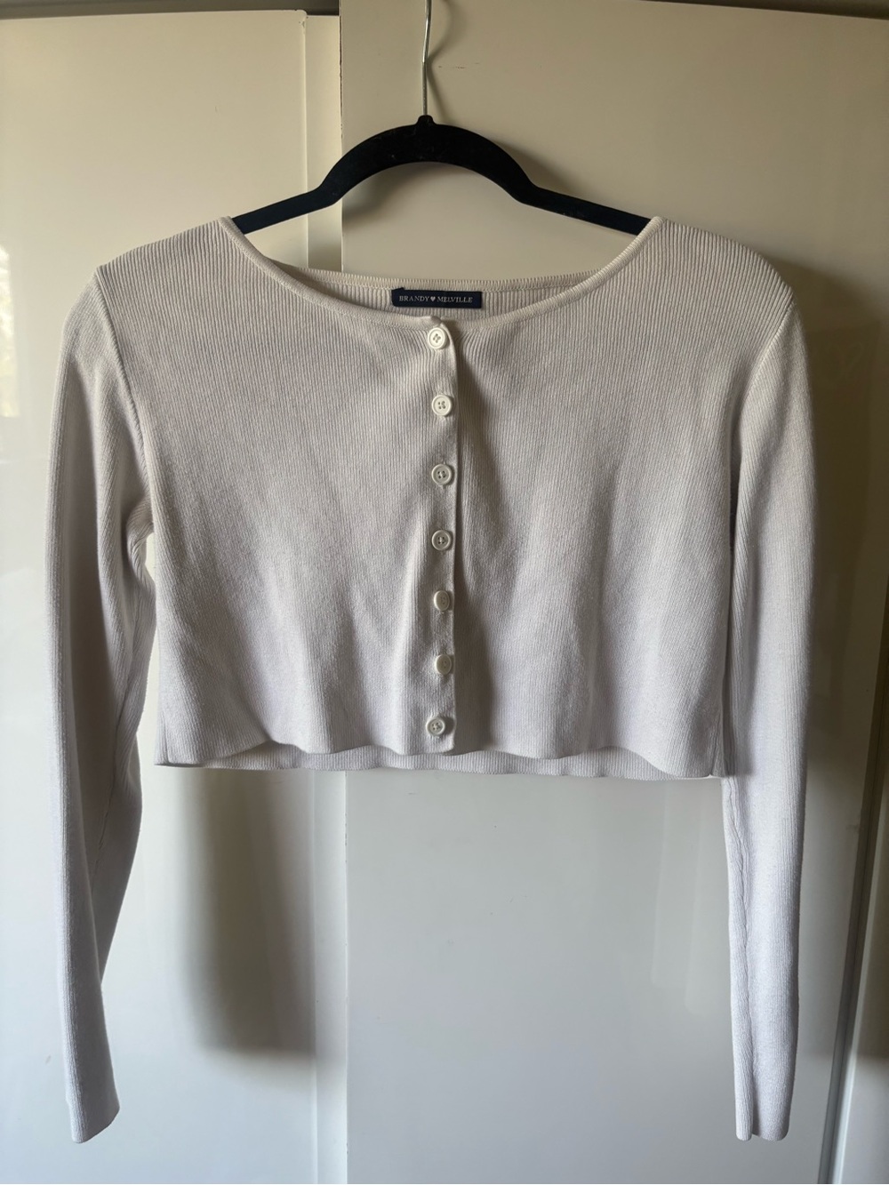 Brandy Melville White Cropped Button-Up Long Sleeve Top